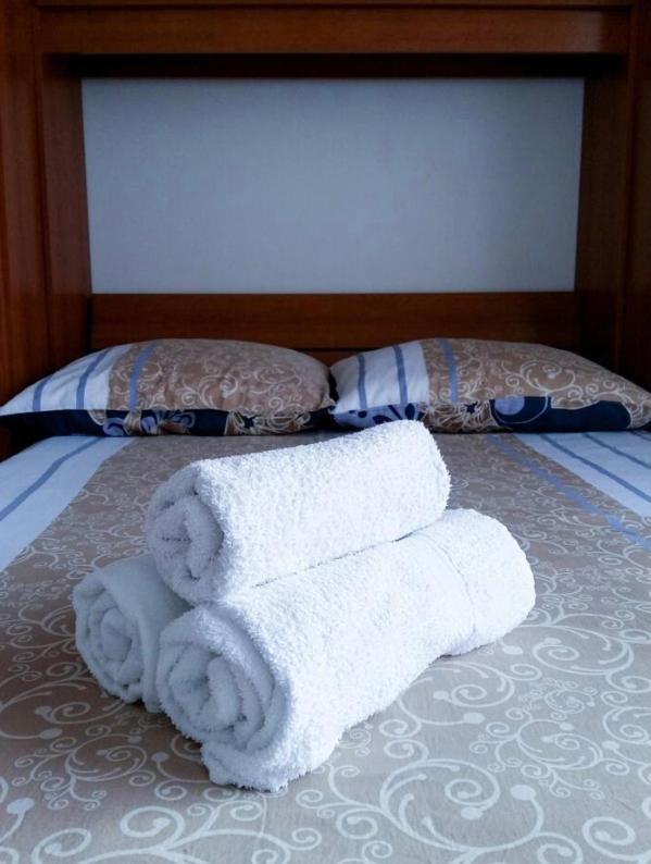 Apartmani Jovic Makarska Bagian luar foto